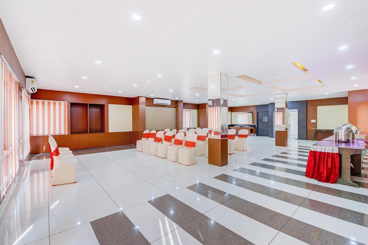 سيليجوري Oyo 13521 Sudhriti Hotel المظهر الخارجي الصورة