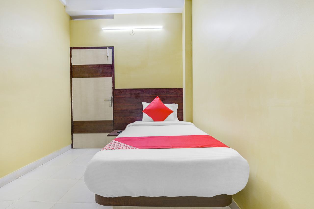 سيليجوري Oyo 13521 Sudhriti Hotel المظهر الخارجي الصورة