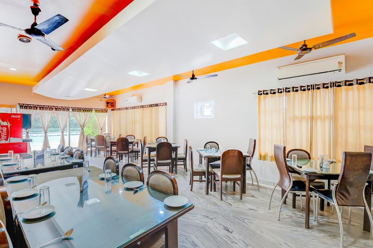 سيليجوري Oyo 13521 Sudhriti Hotel المظهر الخارجي الصورة